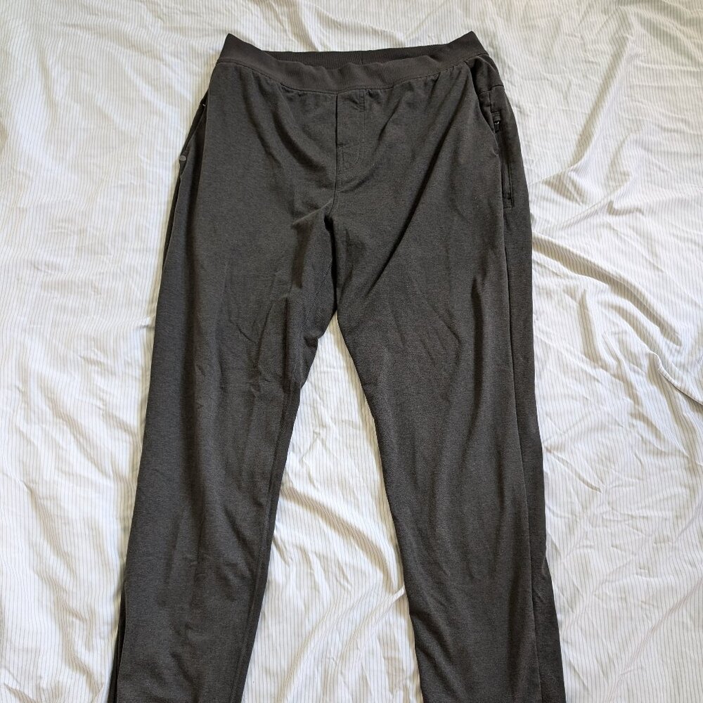 Vuori Men's Coronado Pants Oregano Size Medium